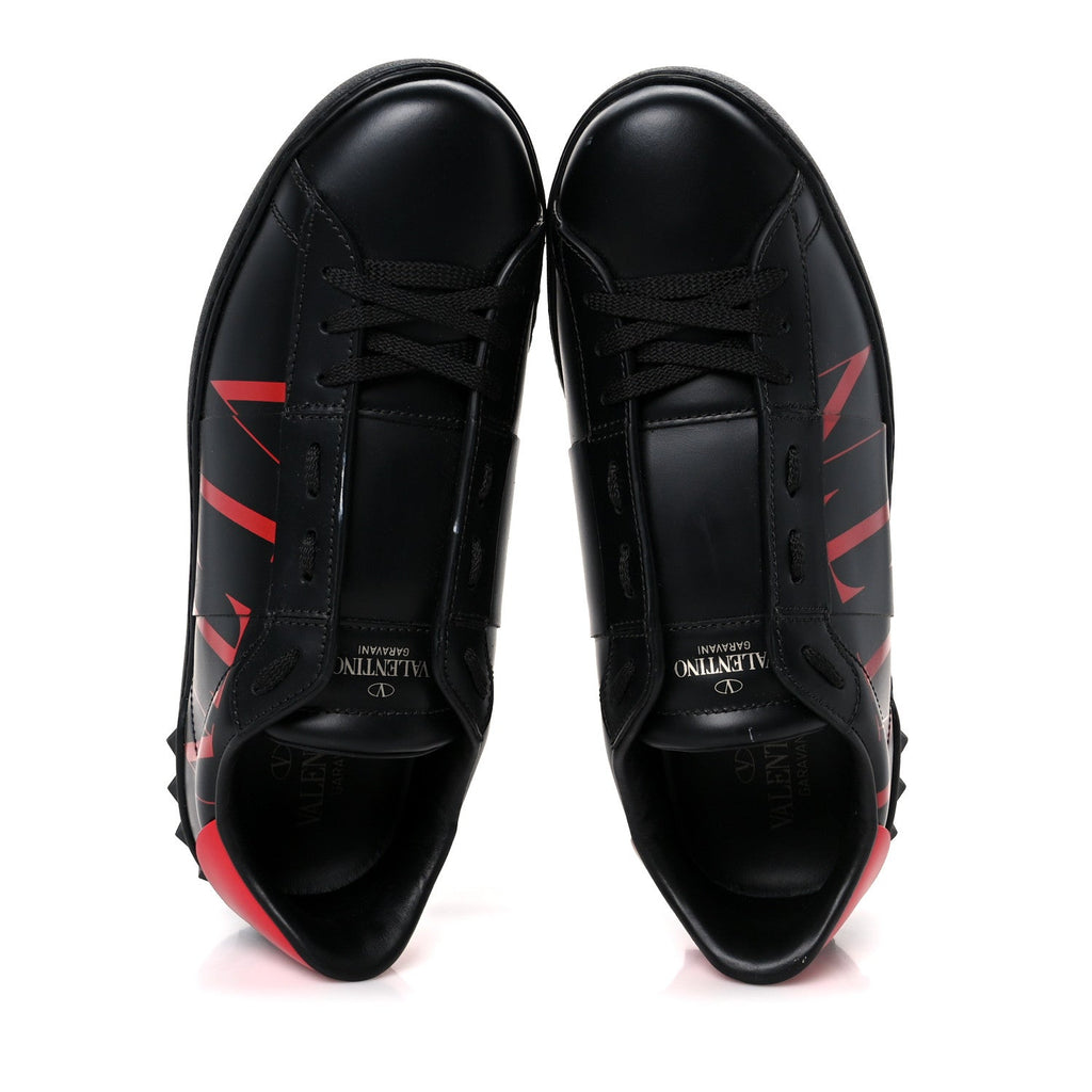 CALFSKIN MENS ROCKSTUD VLTN OPEN SNEAKERS BLACK RED