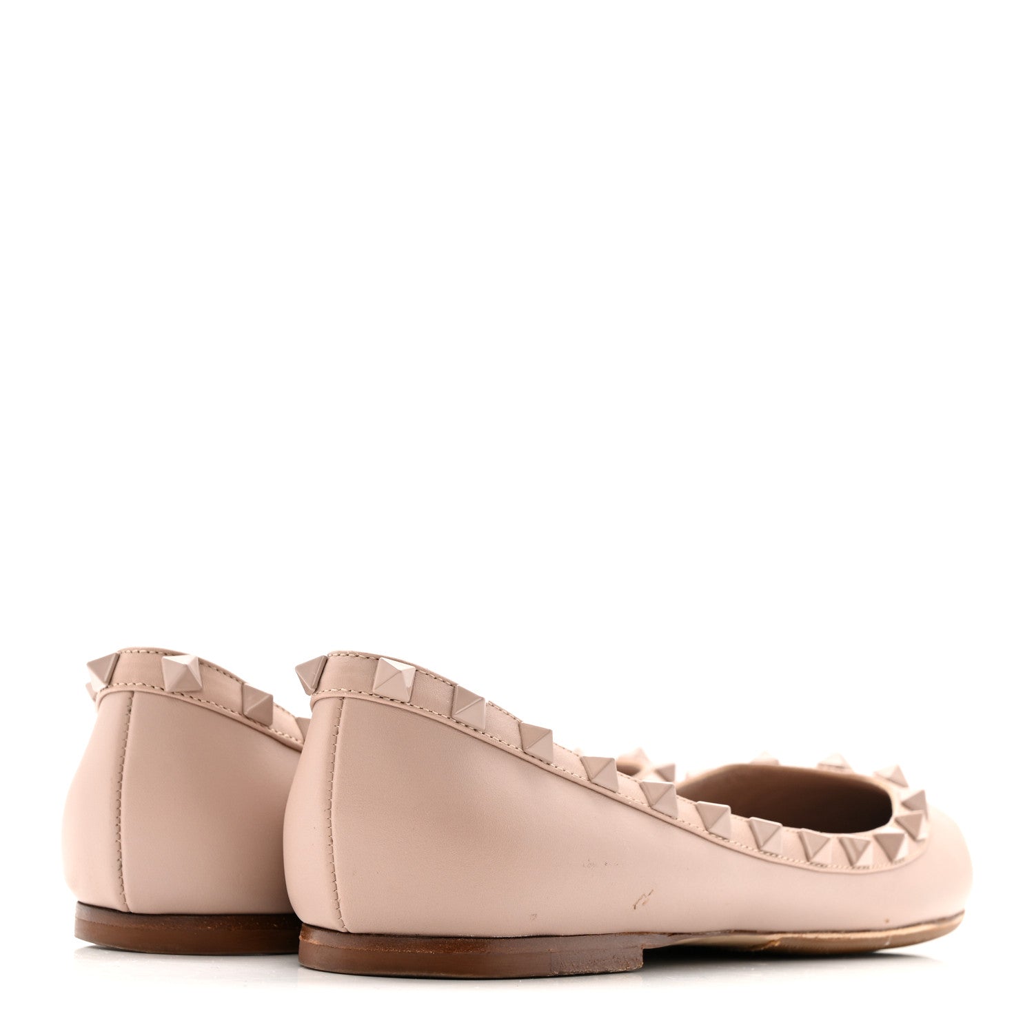 CALFSKIN LACQUERED MONOCHROME ROCKSTUD BALLERINA FLATS POUDRE