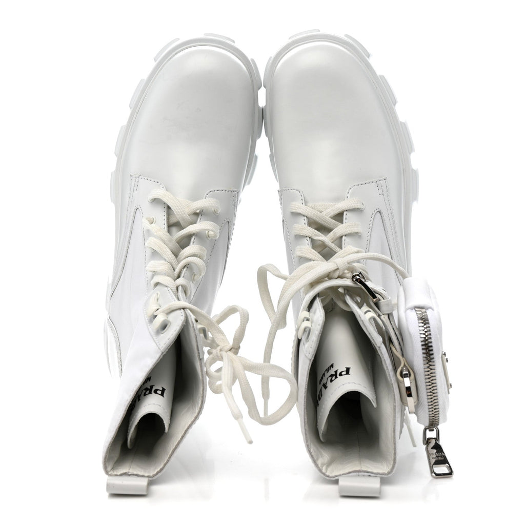 SPAZZOLATO ROIS RE-NYLON METAL TRIANGLE LOGO MONOLITH POUCH POCKET 55MM BOOTS WHITE