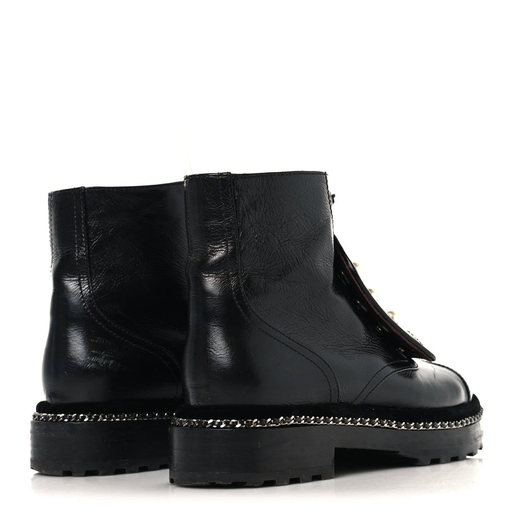 CRACKLED CALFSKIN VELVET PEARL COMBAT SHORT BOOTS BLACK