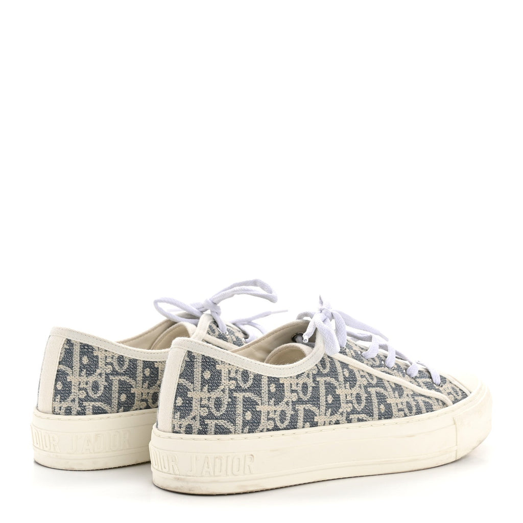 OBLIQUE CHAMBRAY RAFFIA EFFECT WALK'N'DIOR LOW TOP SNEAKERS BLUE LIGHT BISCUIT