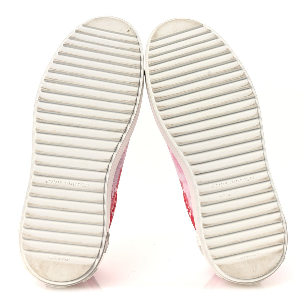 LOUIS VUITTON MONOGRAM ESCALE TIME OUT SNEAKERS RED