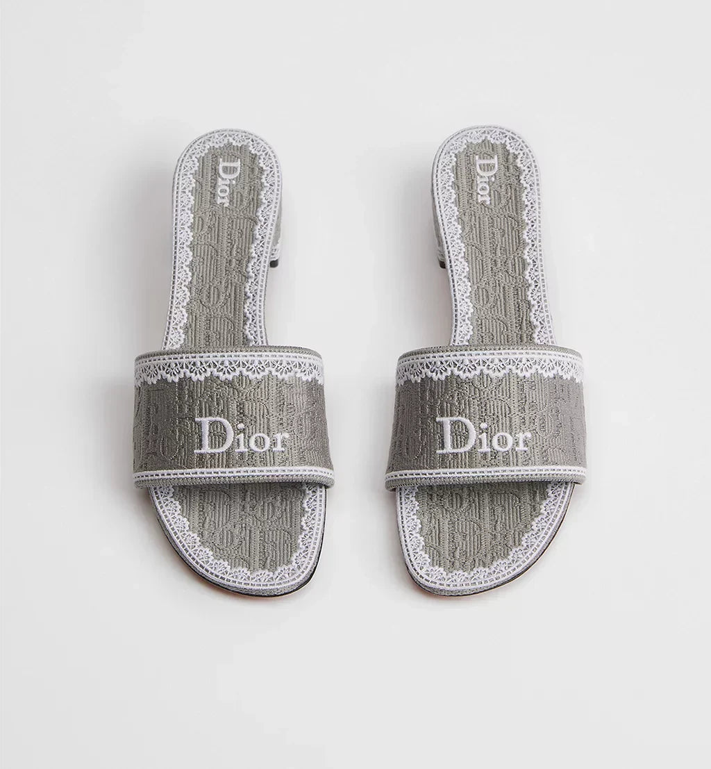 DIOR DENTELLE HEELED SLIDE TRIANON GRAY