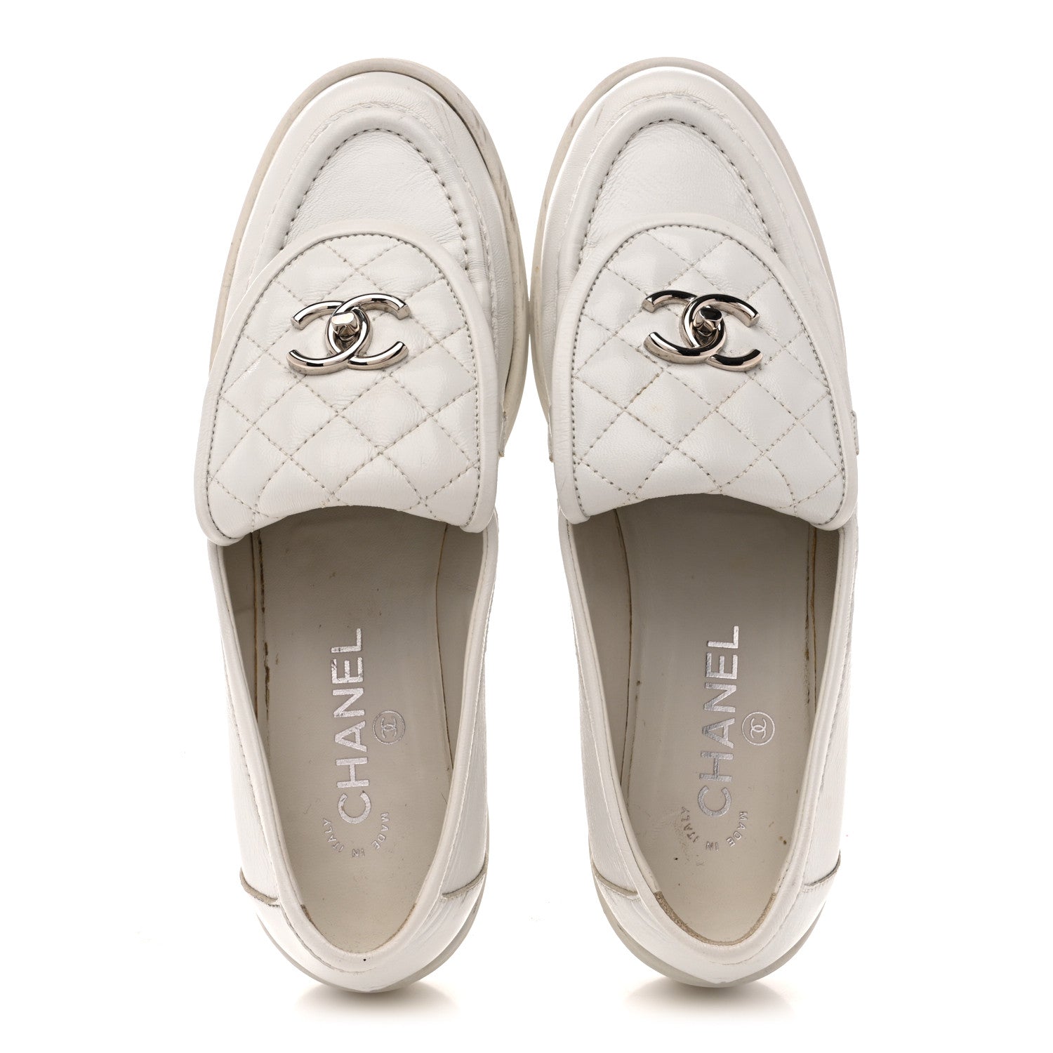SHINY LAMBSKIN QUILTED CC TURNLOCK LOAFERS WHITE
