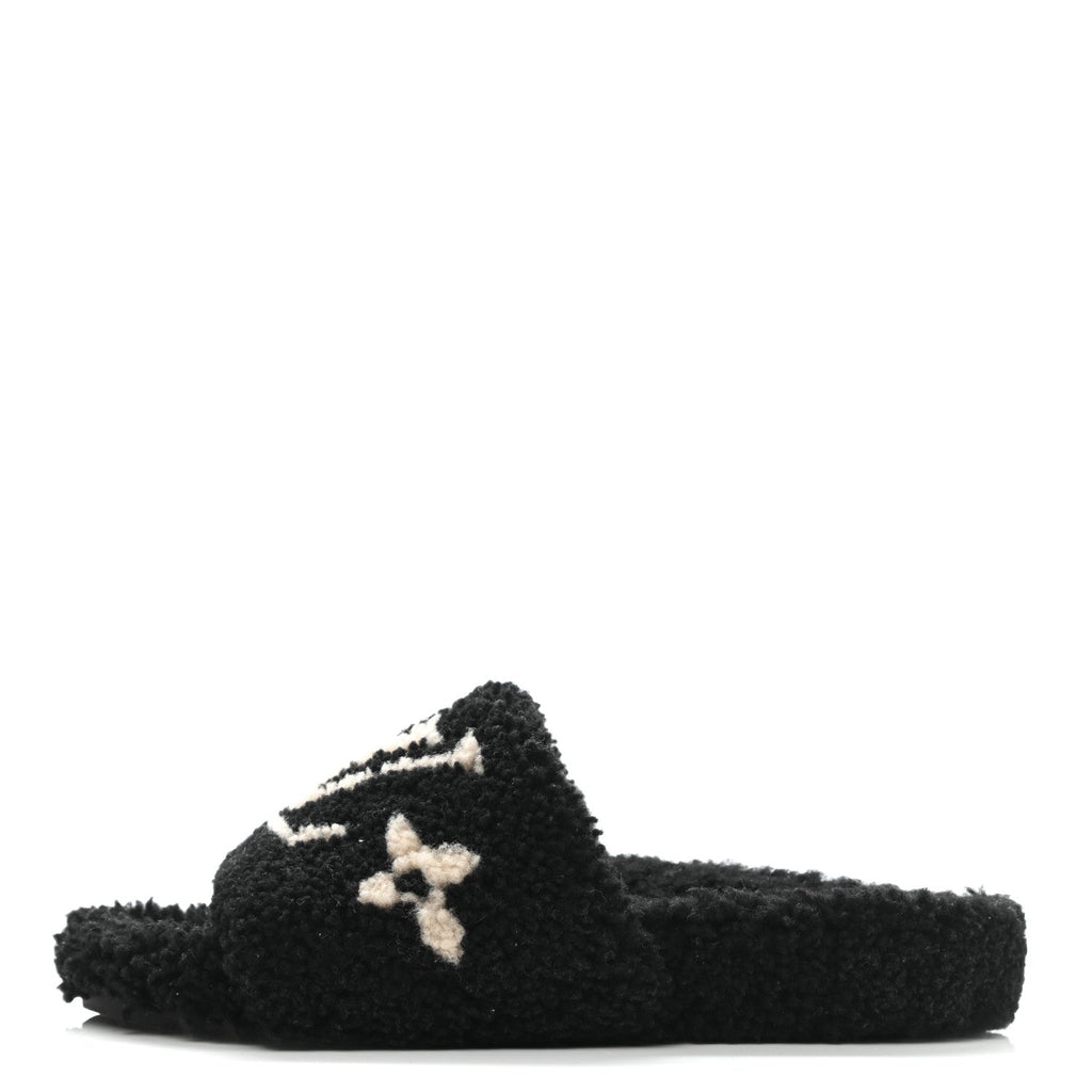 LOUIS VUITTON SHEARLING BOM DIA FLAT MULE IN BLACK