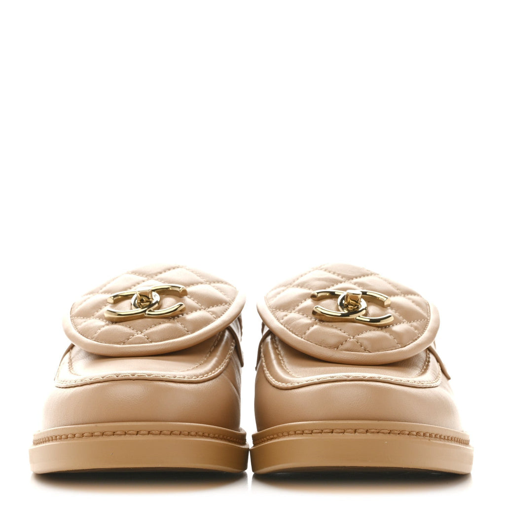 LAMBSKIN QUILTED CC TURNLOCK MULES LIGHT BEIGE