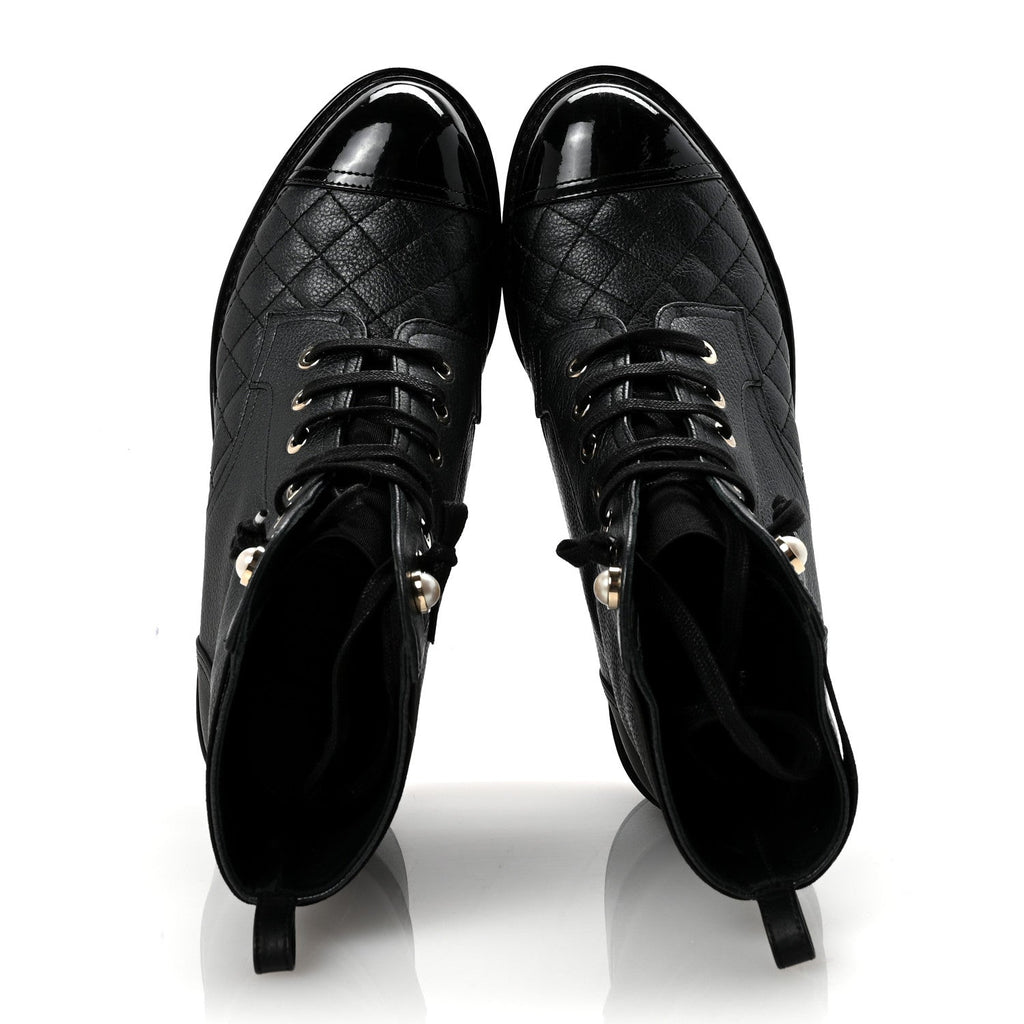 PEARLY CALFSKIN PATENT CALFSKIN LACE UP COMBAT BOOTS BLACK