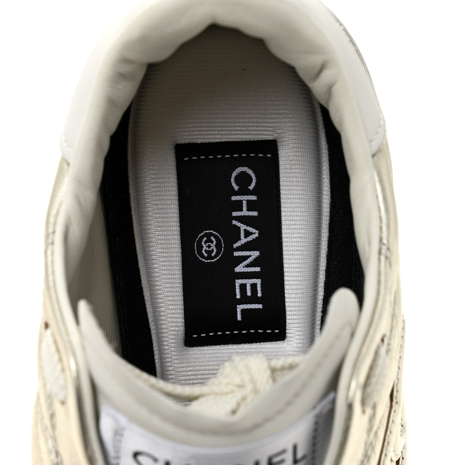LAMINATED CALFSKIN SUEDE QUILTED WOMENS CC SNEAKERS SILVER WHITE GRAY