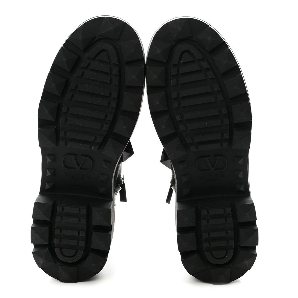 CALFSKIN TONAL ROMAN STUD /40MM COMBAT BOOTS BLACK