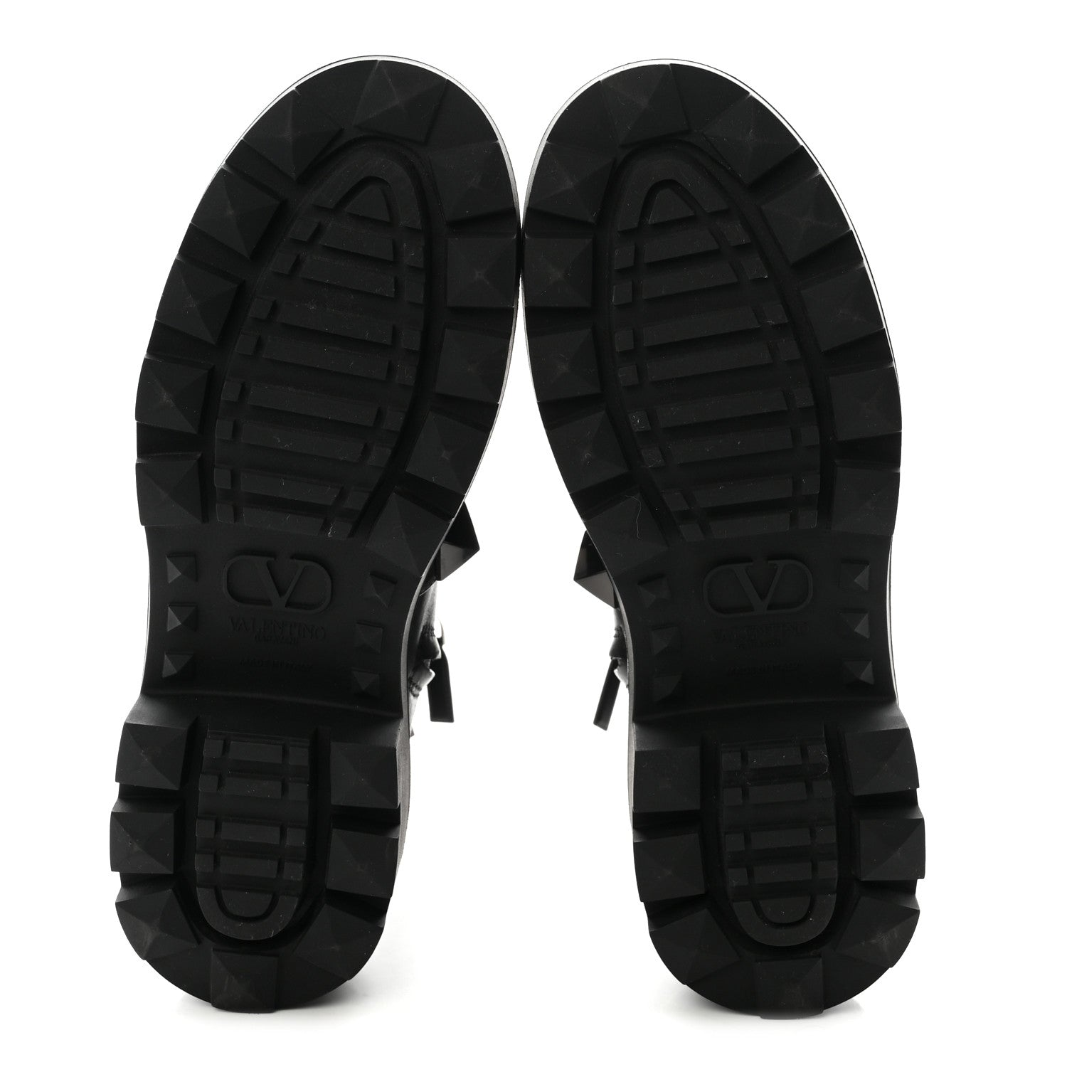 CALFSKIN TONAL ROMAN STUD /40MM COMBAT BOOTS BLACK