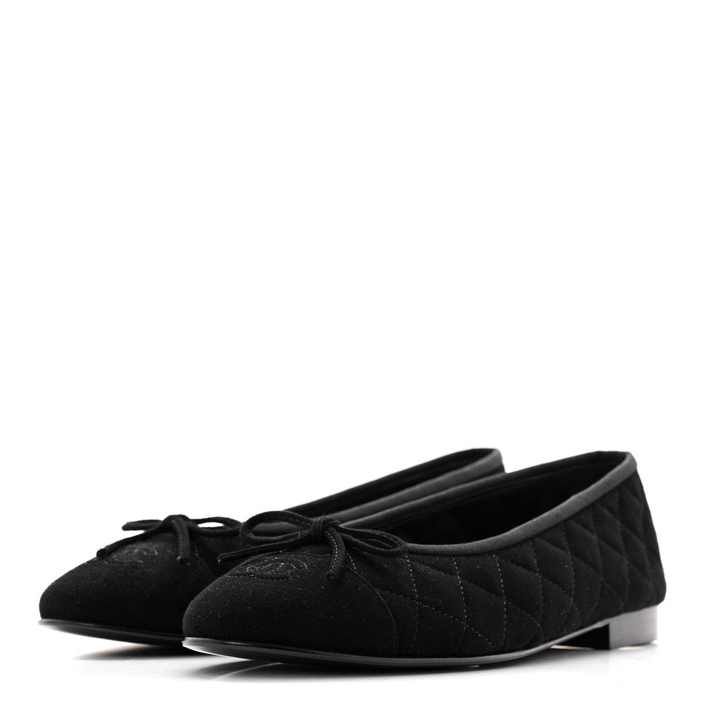 SUEDE QUILTED CAP TOE CC BALLERINA FLATS BLACK
