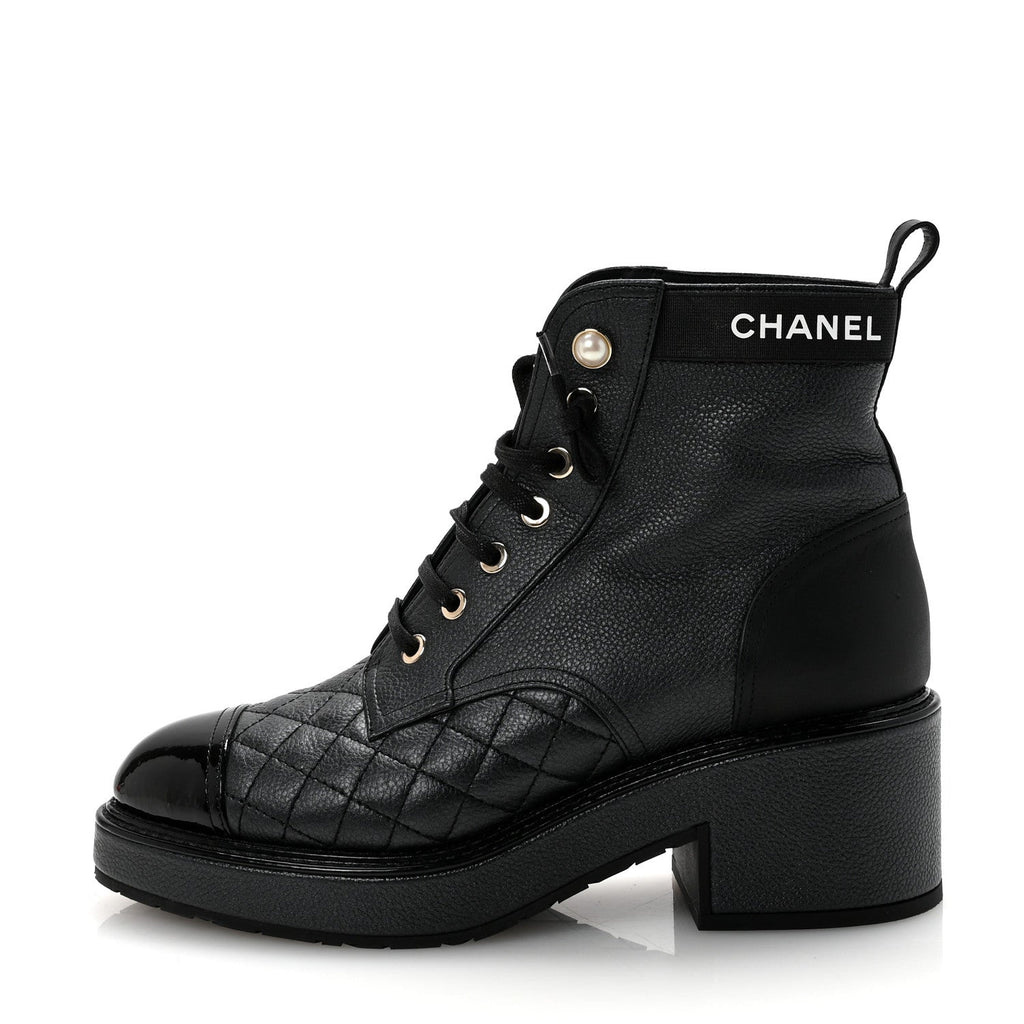 PEARLY CALFSKIN PATENT CALFSKIN LACE UP COMBAT BOOTS BLACK