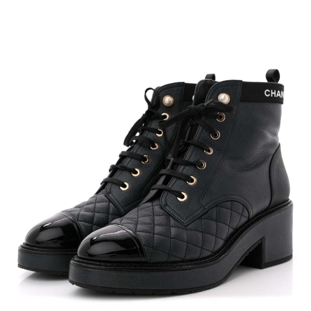 PEARLY CALFSKIN PATENT CALFSKIN LACE UP COMBAT BOOTS BLACK