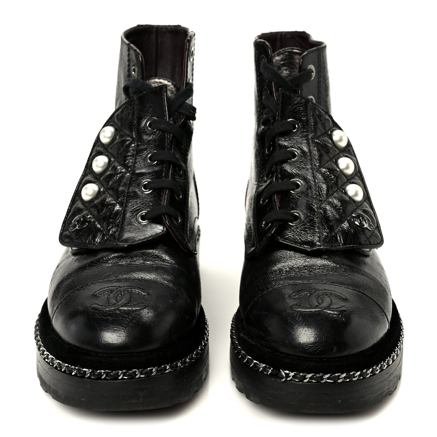 CRACKLED CALFSKIN VELVET PEARL COMBAT SHORT BOOTS BLACK