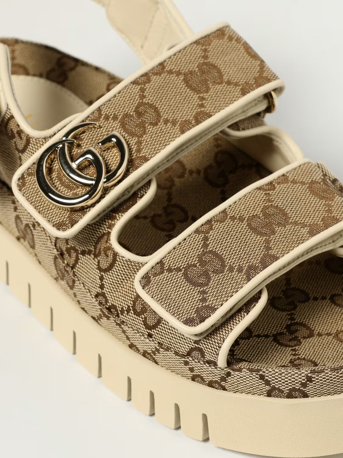 GUCCI SANDAL WITH DOUBLE G