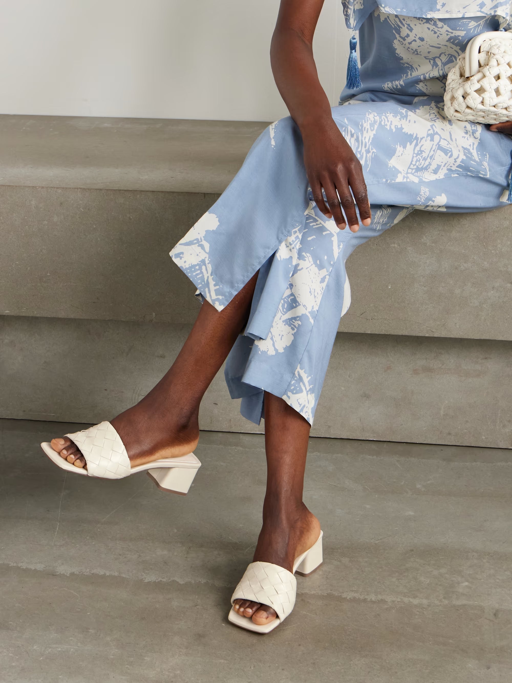 BOTTEGA VENETA RIVA INTRECCIATO LEATHER MULES OFF WHITE